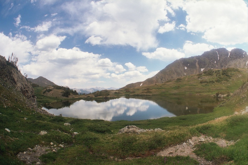 Parika Lake 2.jpg